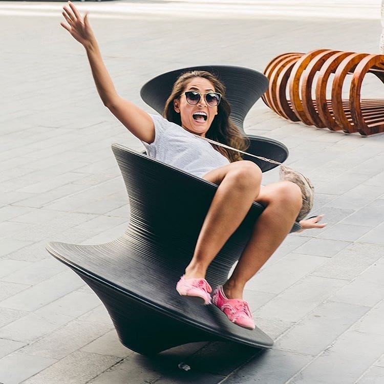 Magis Spun SD660 Стул вращающийся из полиэтилена. Цвет: Серый Темно-фиолетовый 1133 C  - Вид №2