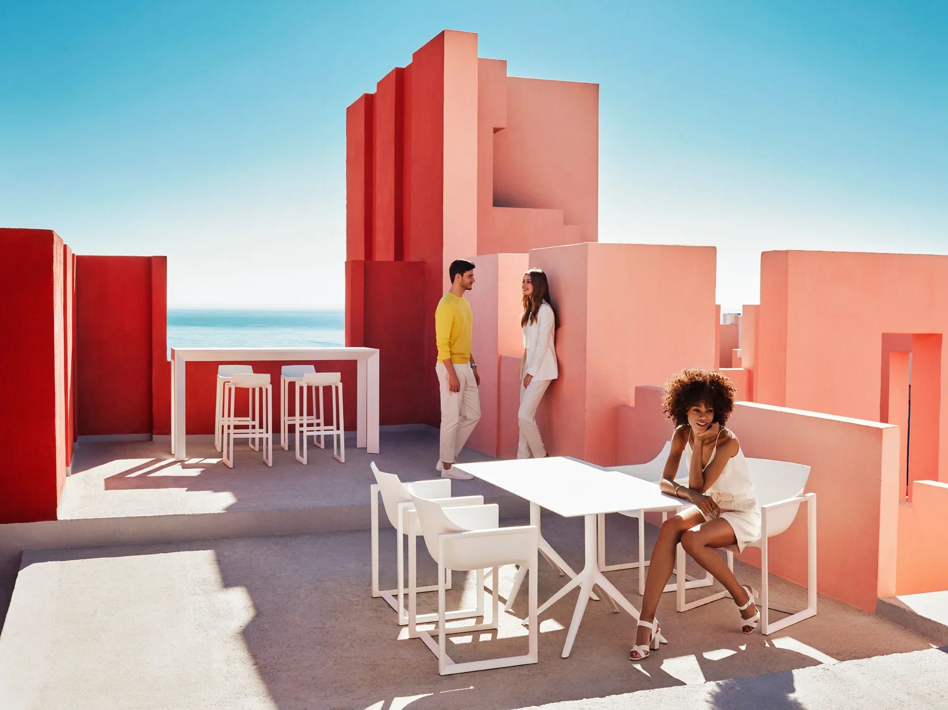 Высокий садовый стул из полипропилена Vondom Уолл-Стрит ARCH-00067729 - Вид №6