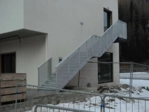 ALUSCALAE Алюминиевая пожарная лестница с консольной конструкцией