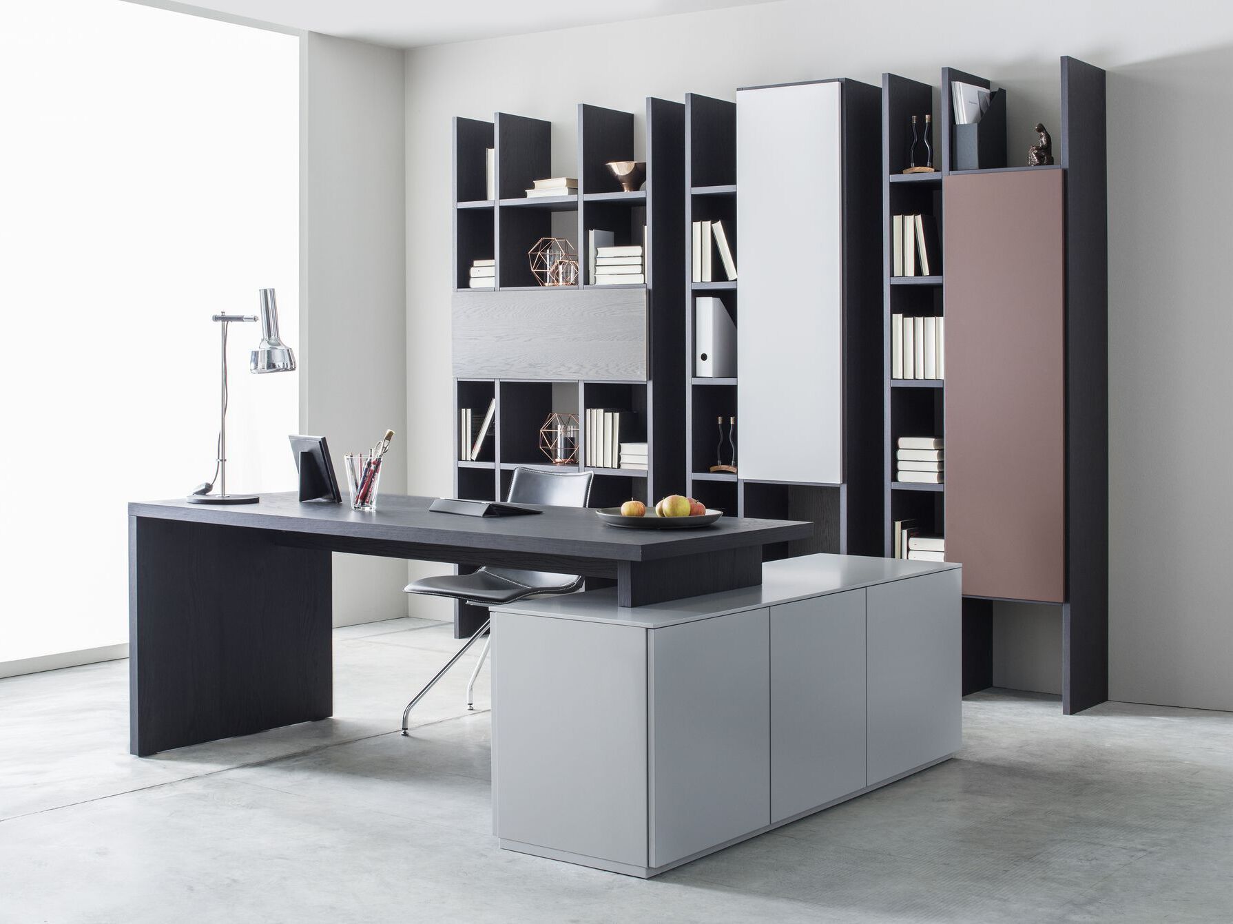 Книжный магазин в дневное время Sudbrock Möbelhandwerk Fokus ARCH-00078766 - Вид №1