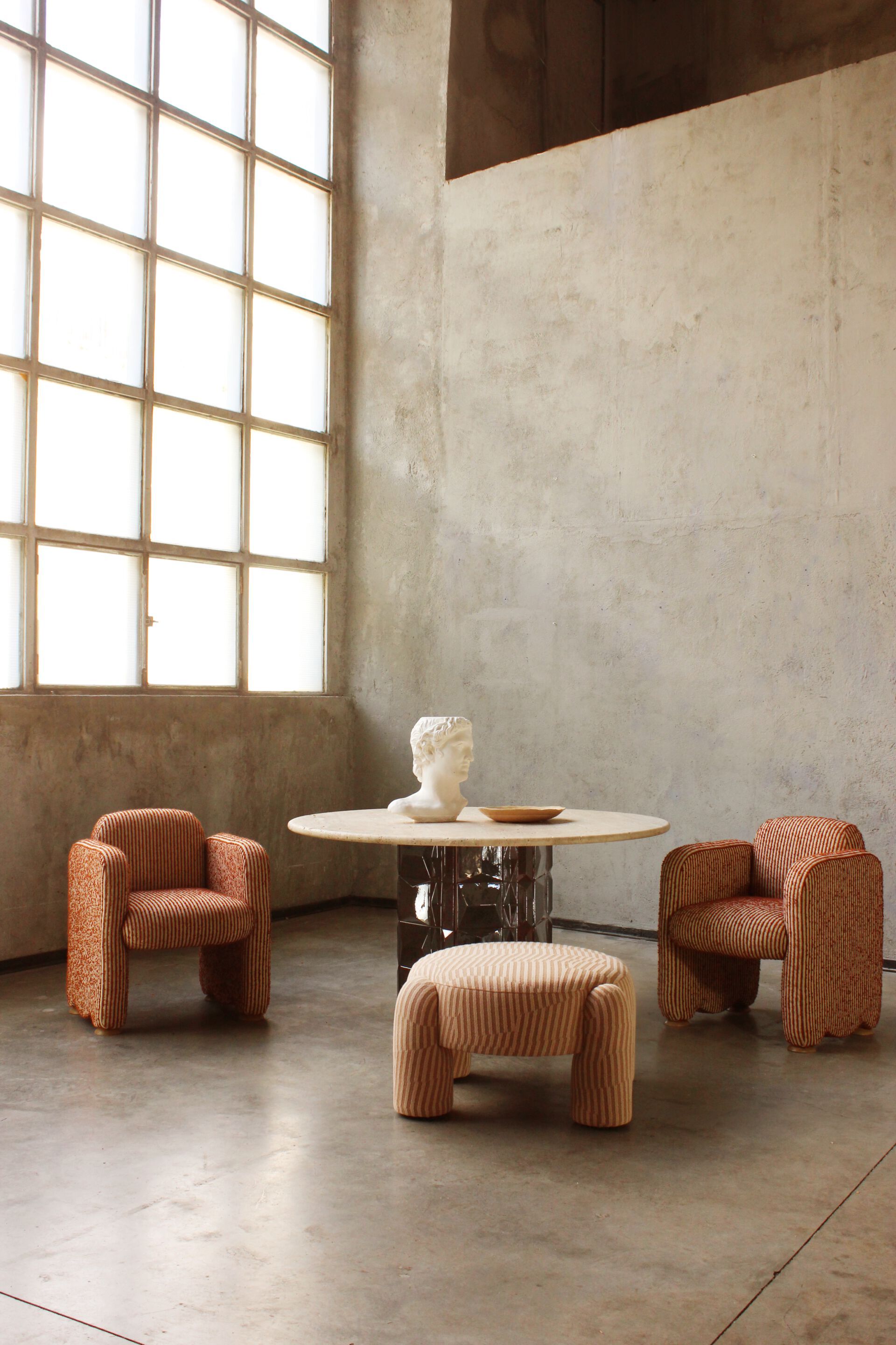 Бархатный пуф DOOQ Marlon ARCH-00082372 - Вид №5