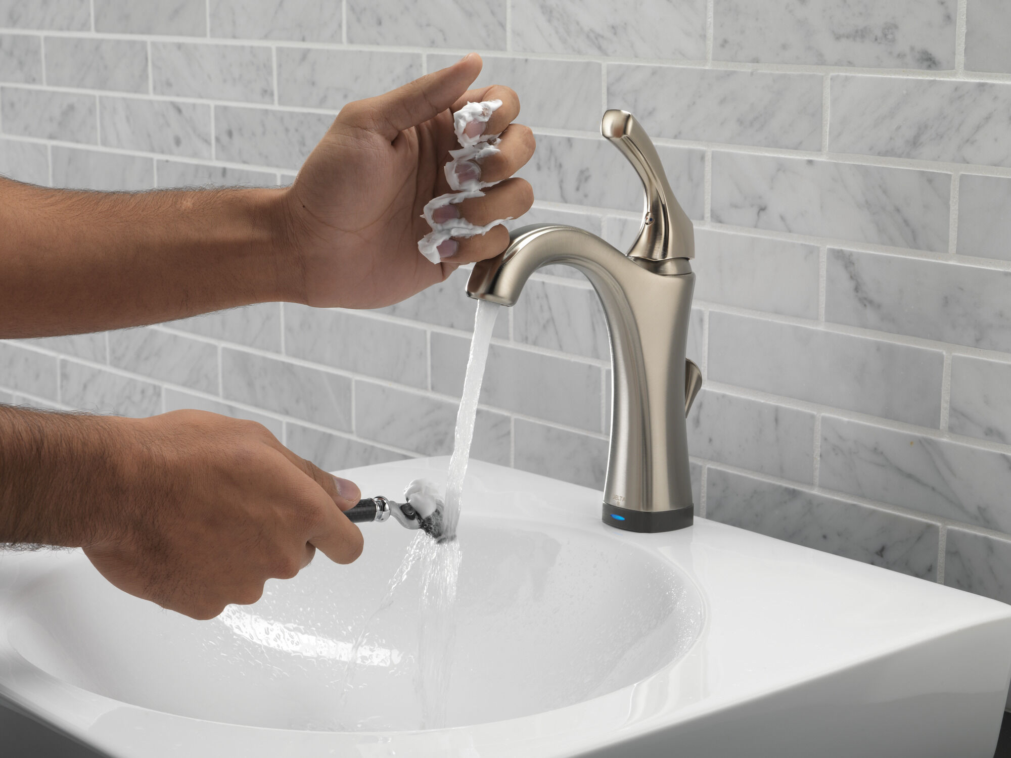 Смеситель для ванной с одной ручкой с технологией Touch2O.xt® Delta Faucet 592T-SS-DST - Вид №11