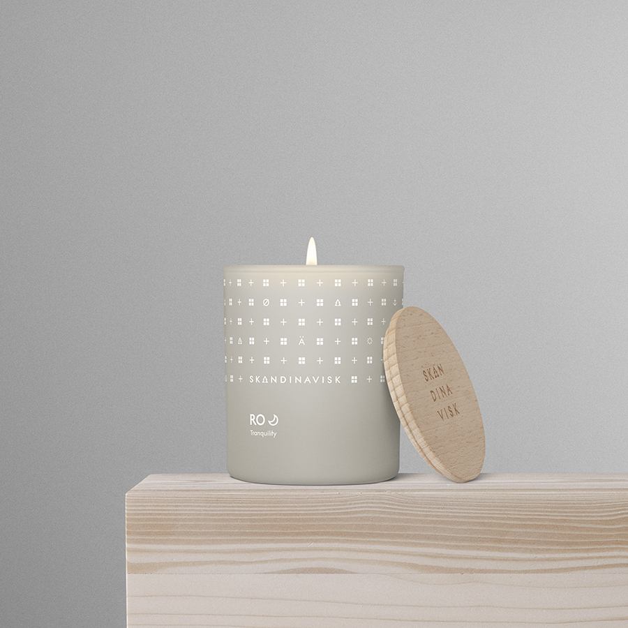 SK20107 Свеча ароматическая ro с крышкой, 200 г (новая) S K A N D I N A V I S K  - Вид №1