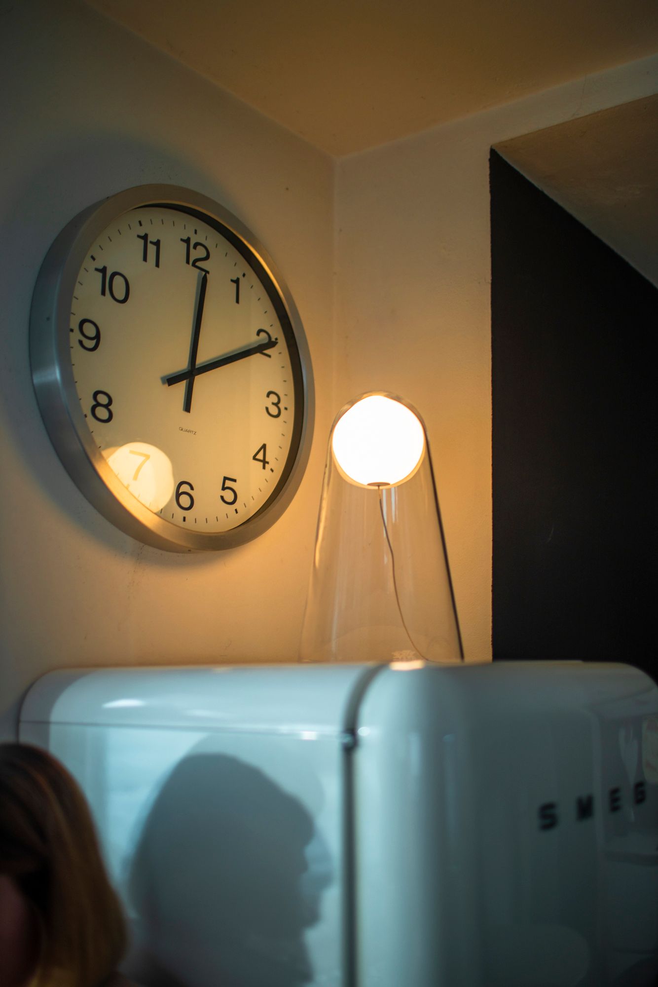 Светодиодная настольная лампа из дутого стекла Foscarini Satellight ARCH-00065512 - Вид №3