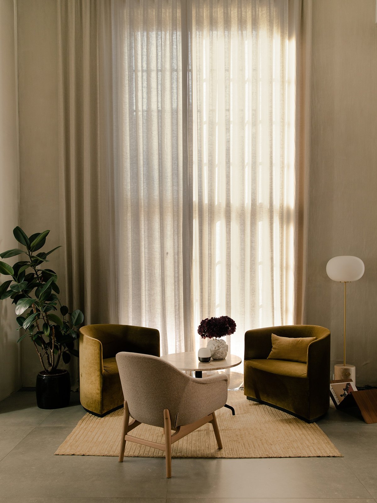 9303149 MENU Стол-колонна для отдыха Harbour Черный | Угольный линолеум  - Вид №2