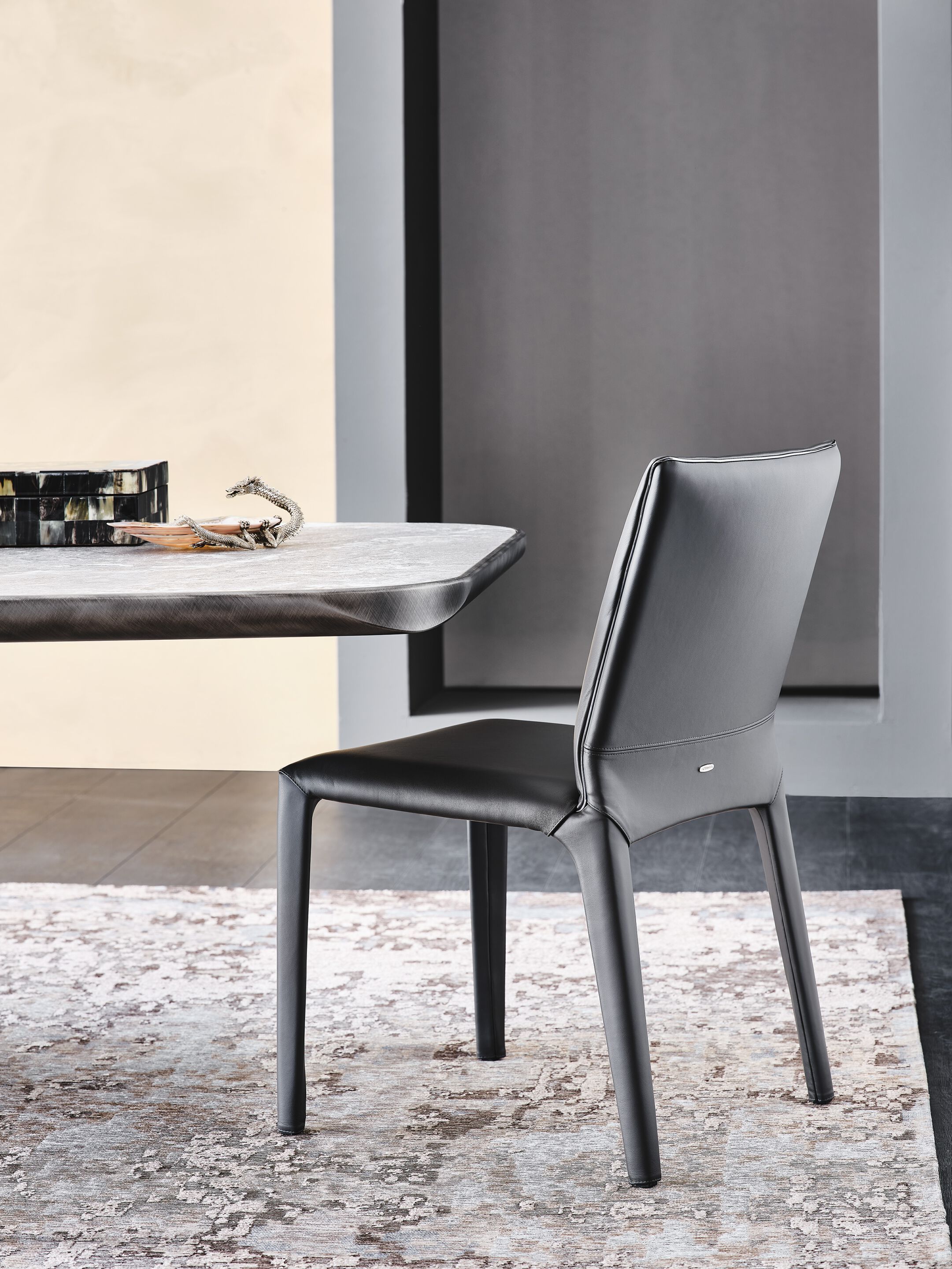 Кожаный стул Cattelan italia PENELOPE ARCH-00099321