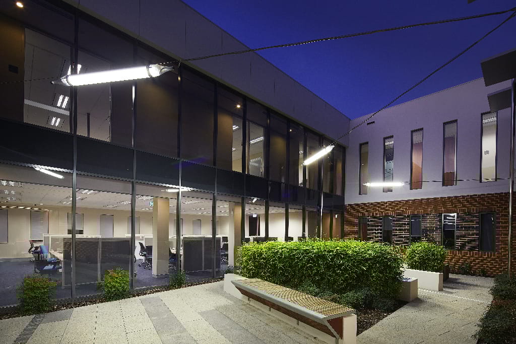 Поликарбонат светодиодный подвесной светильник iGuzzini iSign ARCH-00045095 - Вид №2