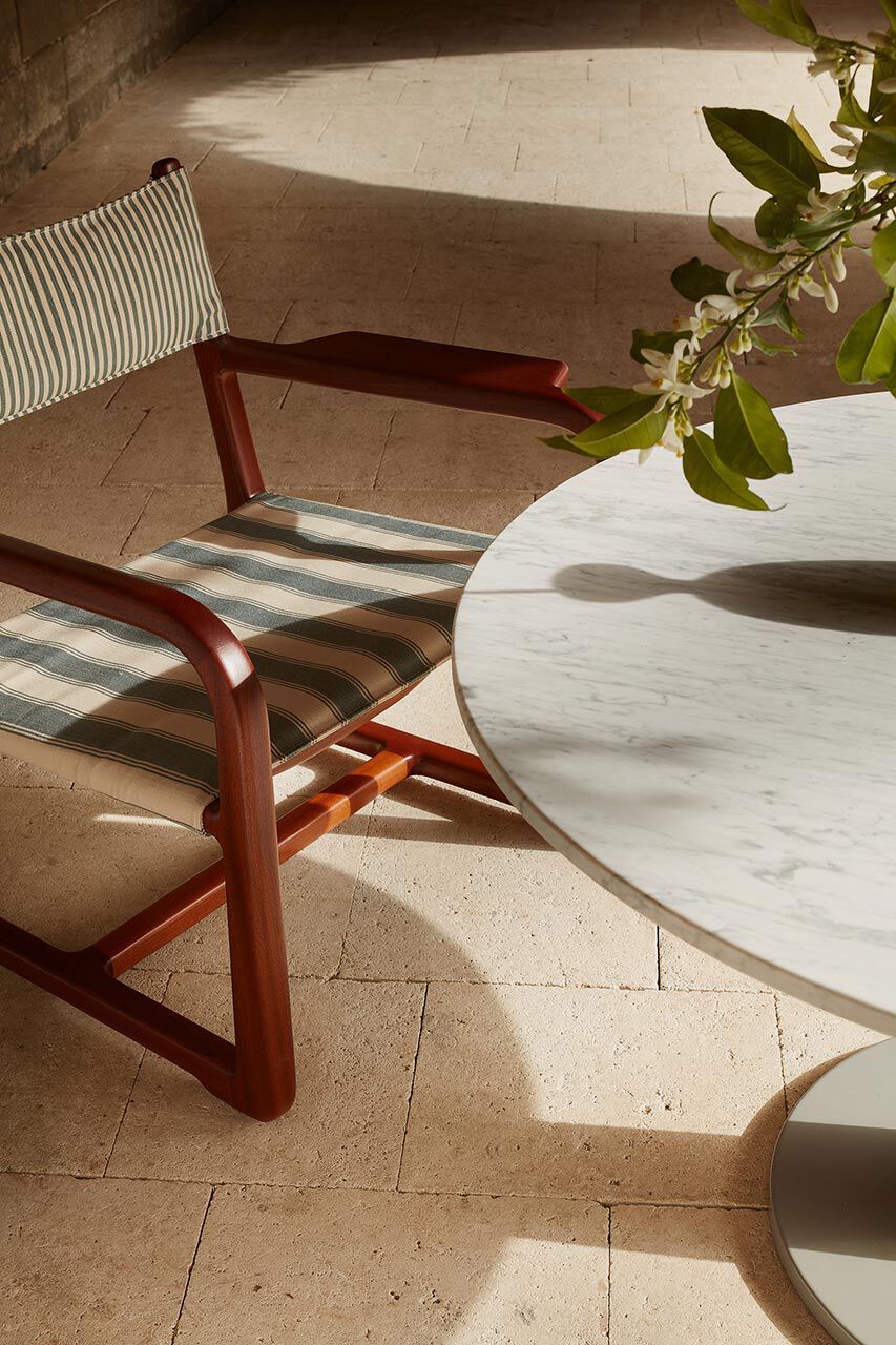 Садовое кресло из красного дерева и ткани с подлокотниками Exteta Loro Piana Interiors, The Delight Chairs by Exteta ARCH-00038048 - Вид №21