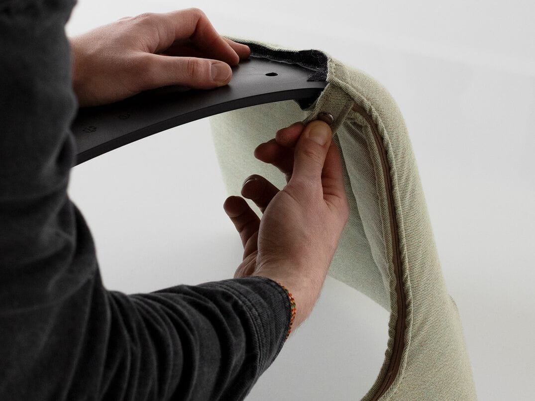 Стул из полипропилена с мягким сиденьем с подлокотниками Hay макет ARCH-00119434 - Вид №12