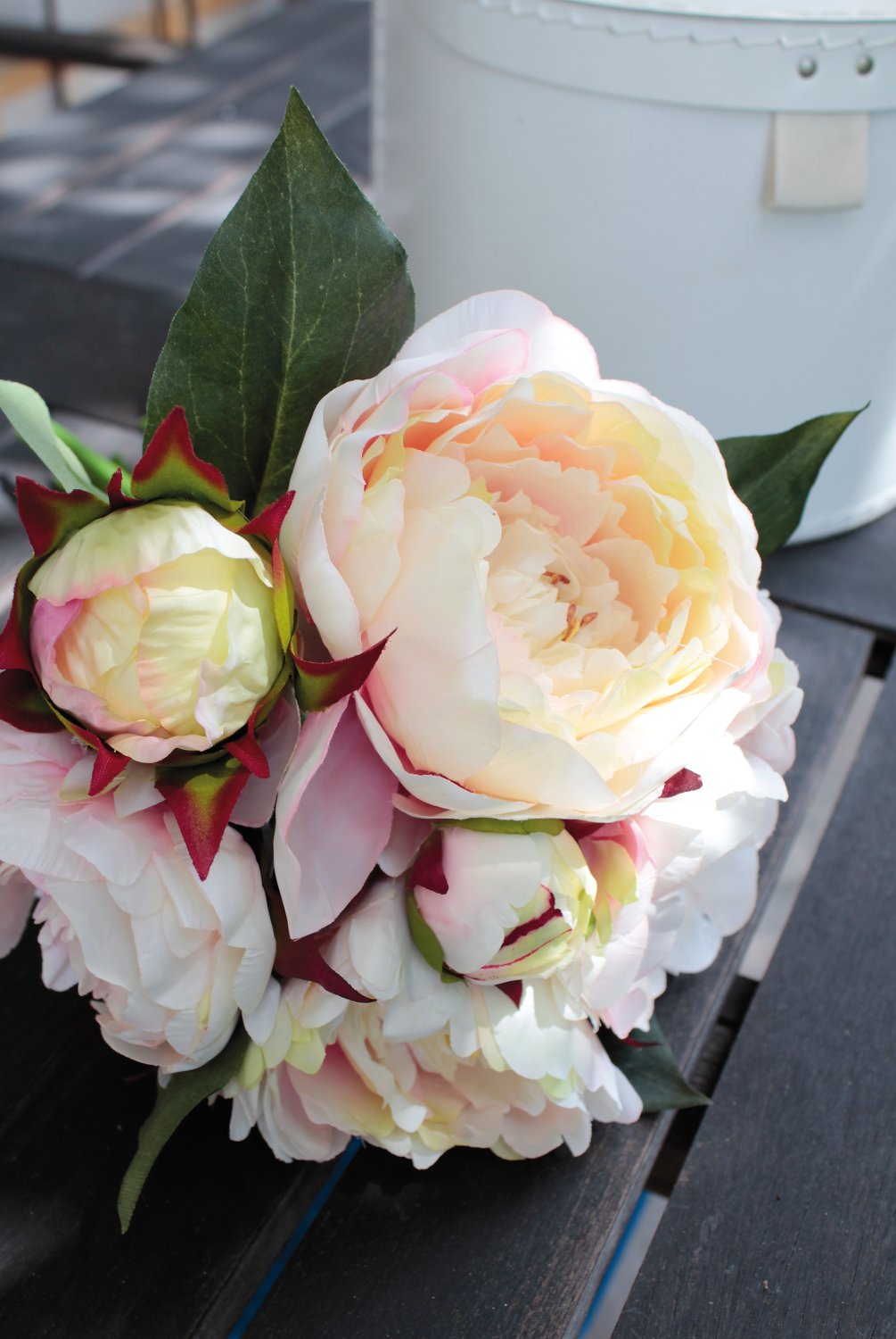 2618 753 a3 Пион шелковый, 6-кратный, 35 см, бежево-абрикосовый H-andreas  - Вид №1