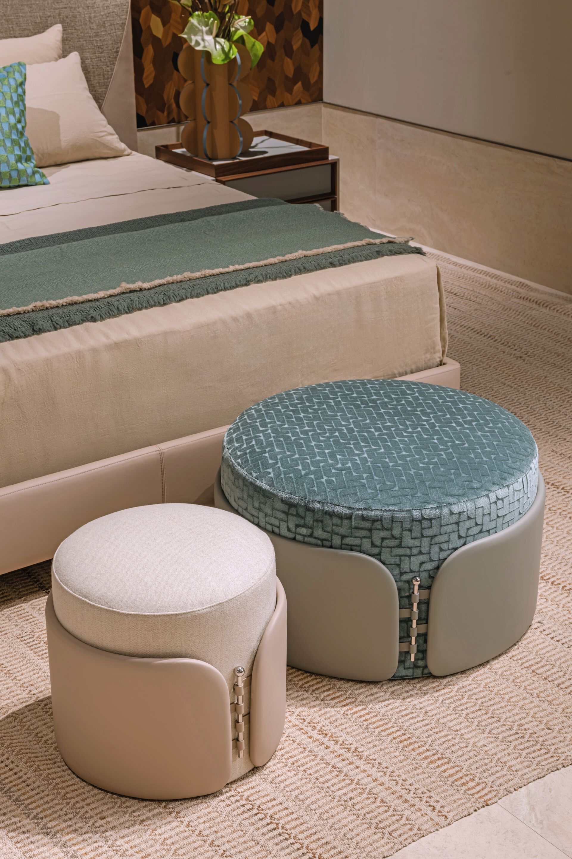 Круглый кожаный пуф с мягкой частью из кожи или ткани Turri лук ARCH-00046508 - Вид №3