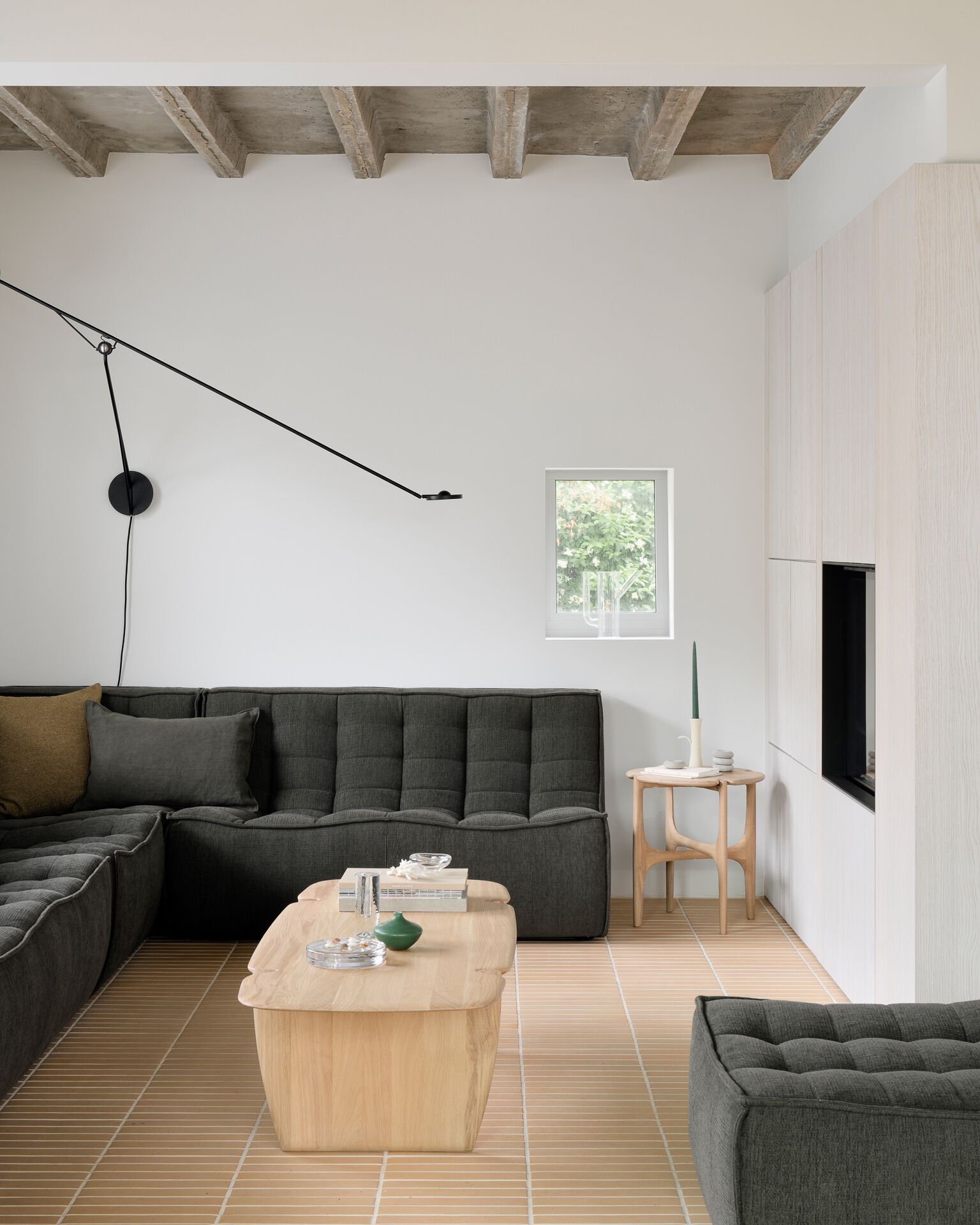 Мягкая подставка для ног из переработанного материала Ethnicraft N701 ARCH-00089885 - Вид №8