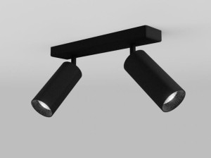 Несколько регулируемых потолочных алюминиевых прожекторов