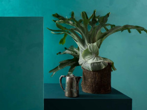 Декоративная краска для воды с эффектом металлик