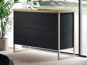 Алюминиевый и деревянный комод