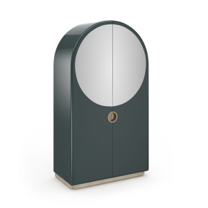 Встроенный шкаф с копланарными дверями