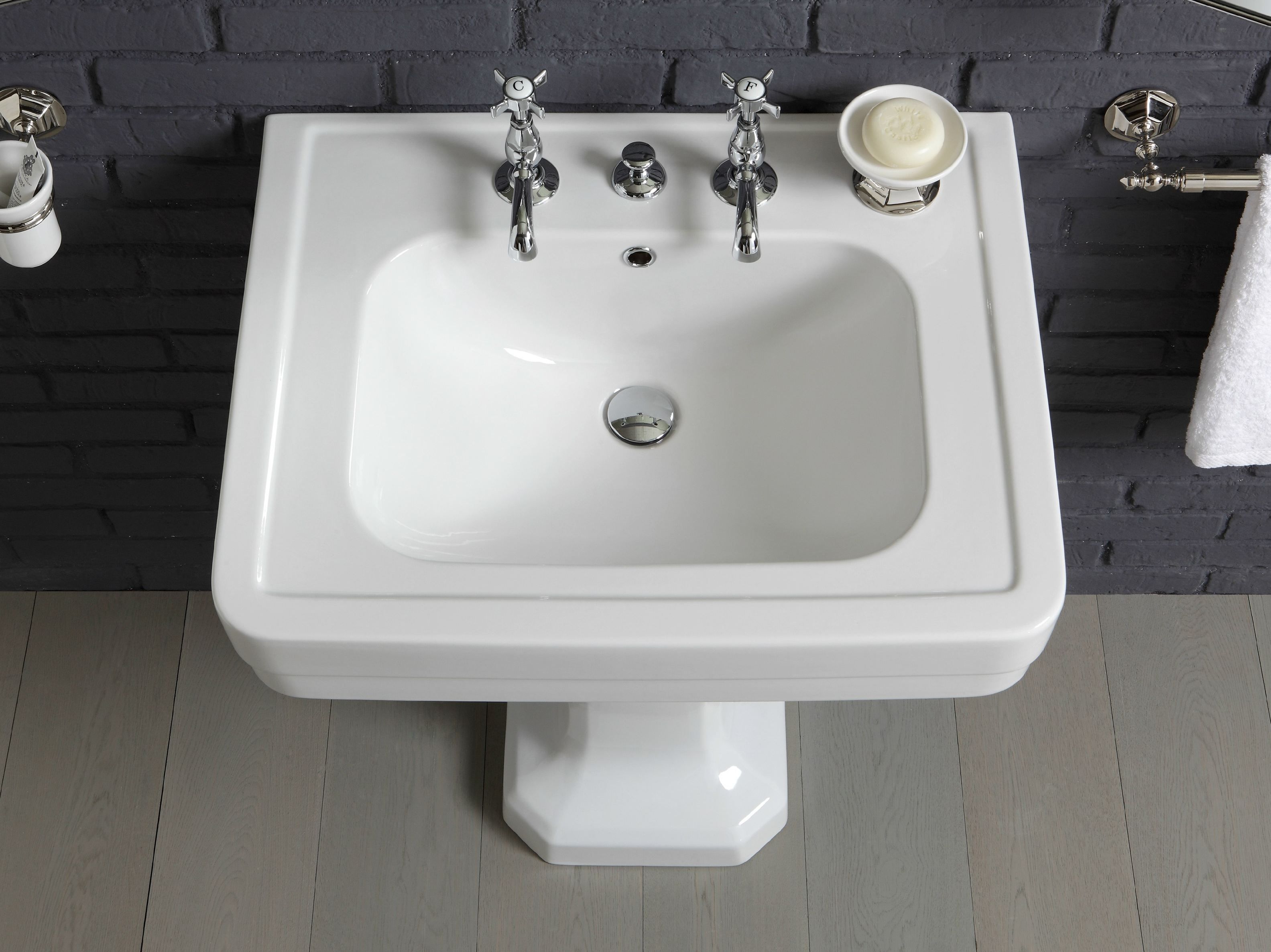 Прямоугольная керамическая раковина на колонне BLEU PROVENCE ARCH-00136432 - Вид №2