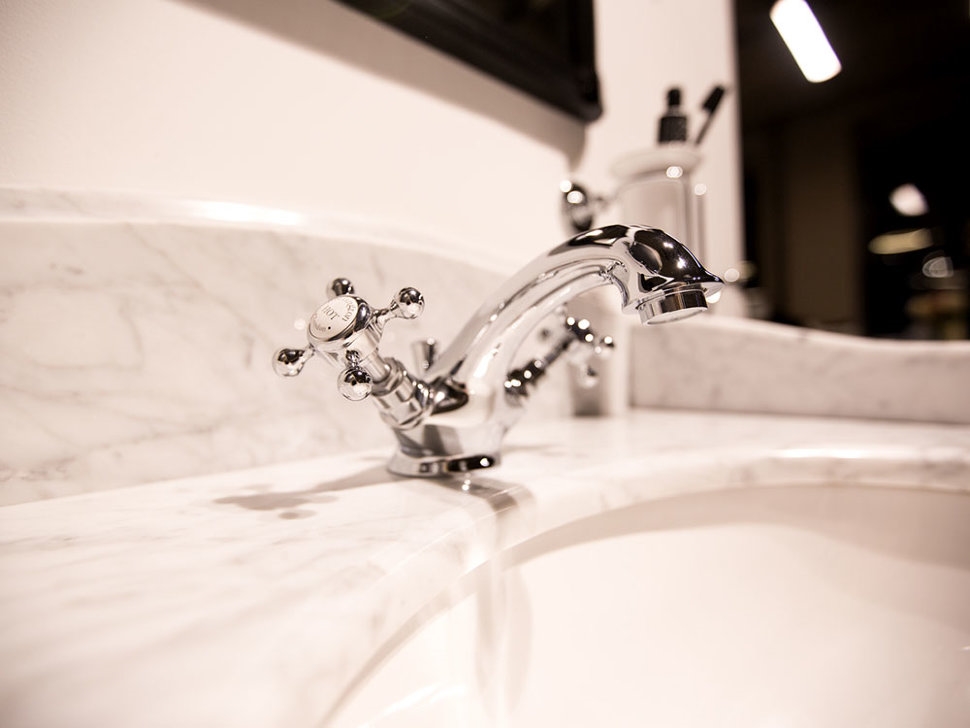 Смеситель на 1 отверстие, с донным клапаном [STA11]  Burlington STA11  - Вид №8