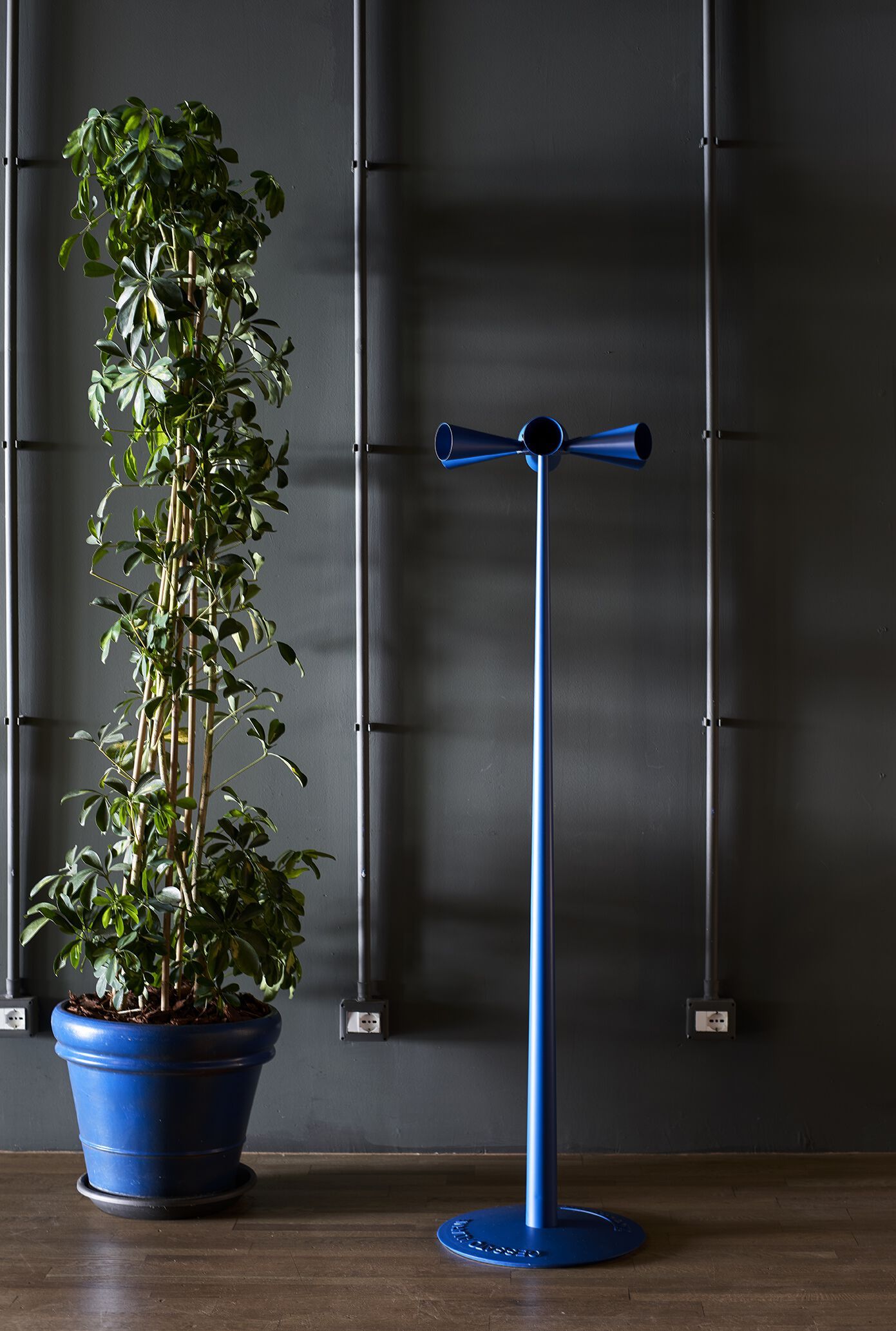 Алюминиевая напольная вешалка Poltronova прекращено сигнализация ARCH-00073021 - Вид №8