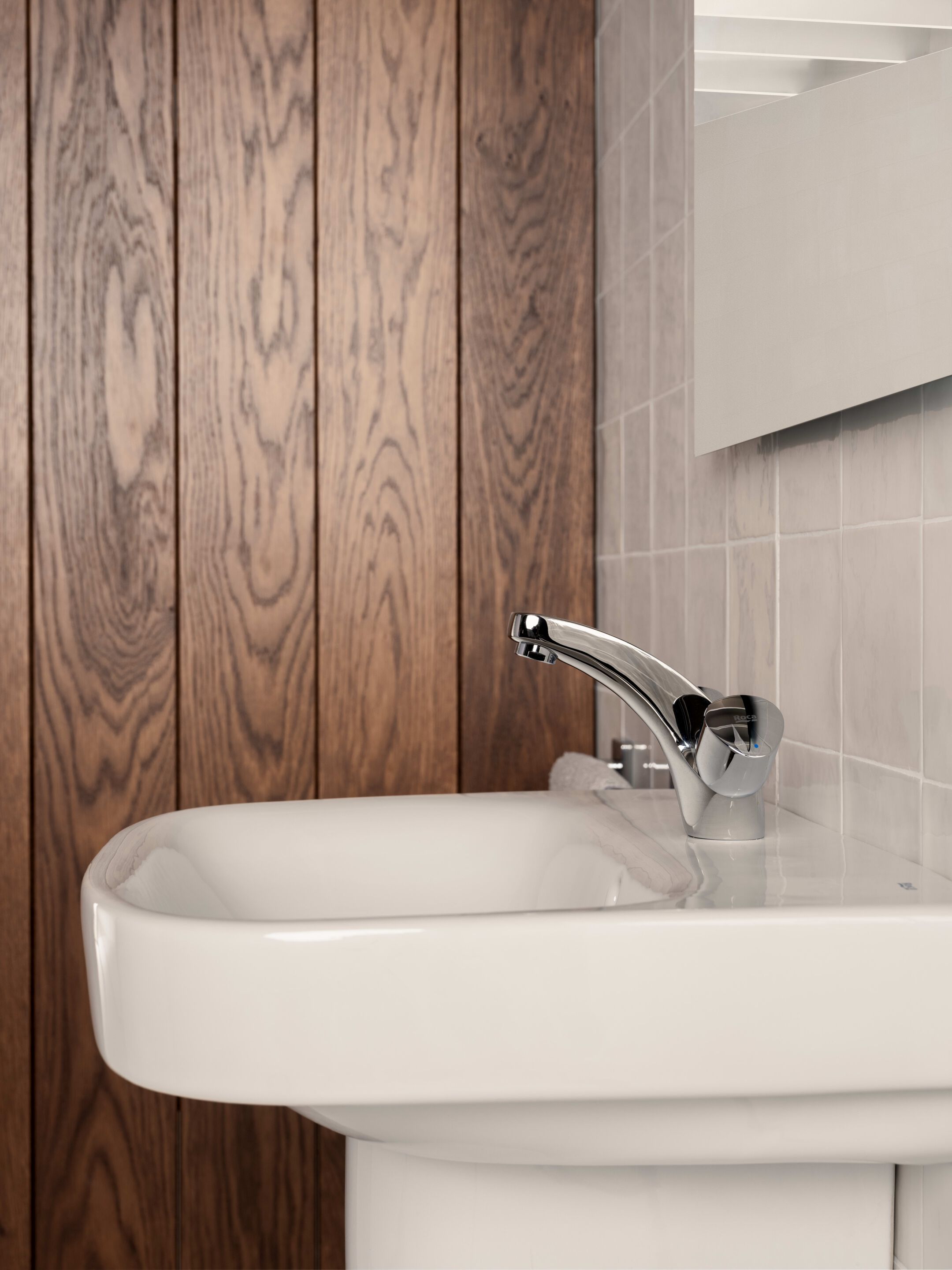 Фарфоровая подвесная раковина Roca Deva ARCH-00131122 - Вид №4