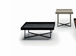 Низкий журнальный столик из керамогранита