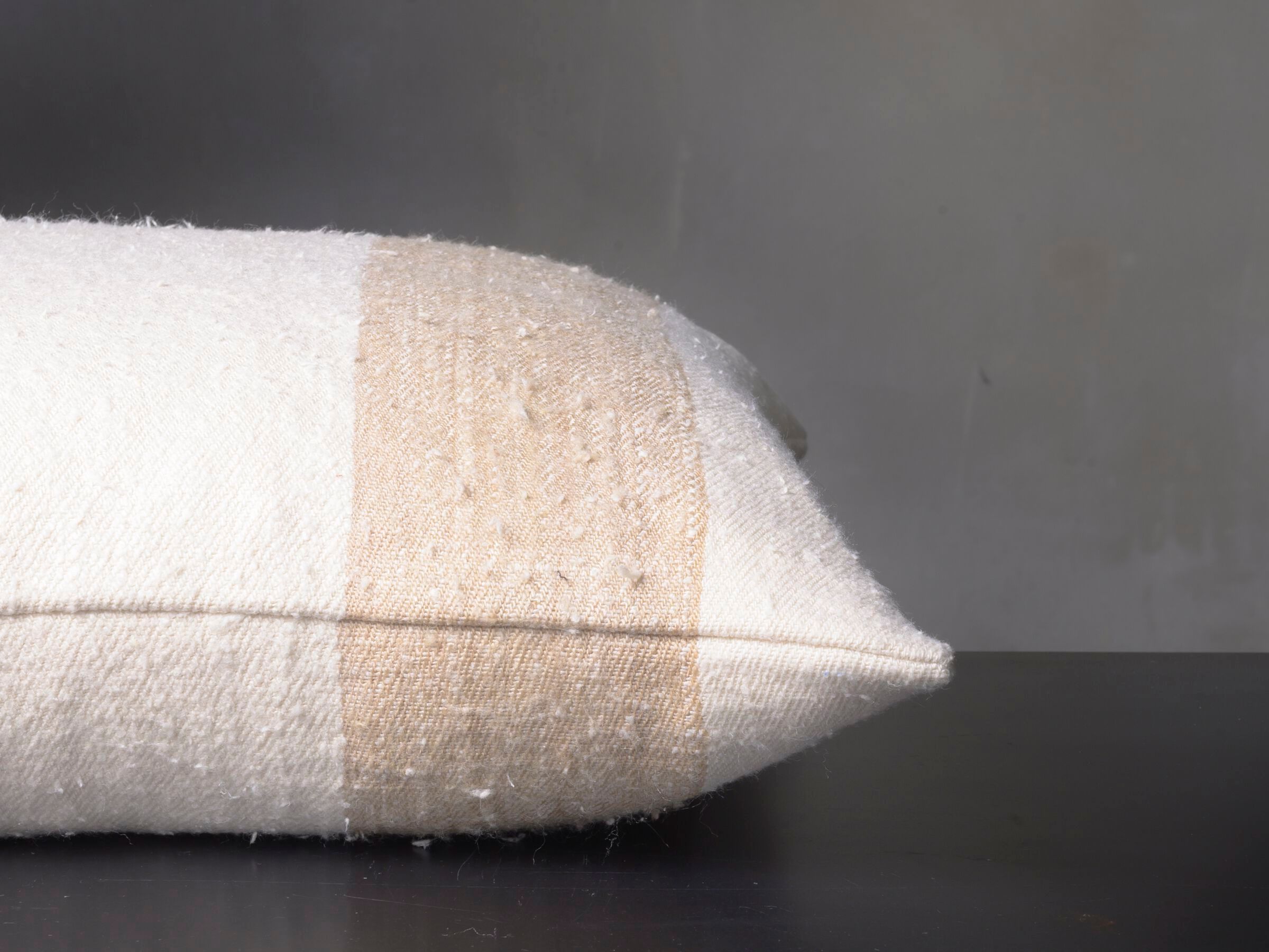 Квадратная подушка из шелка и льна The House of Lyria CHLORE ARCH-00124324 - Вид №2