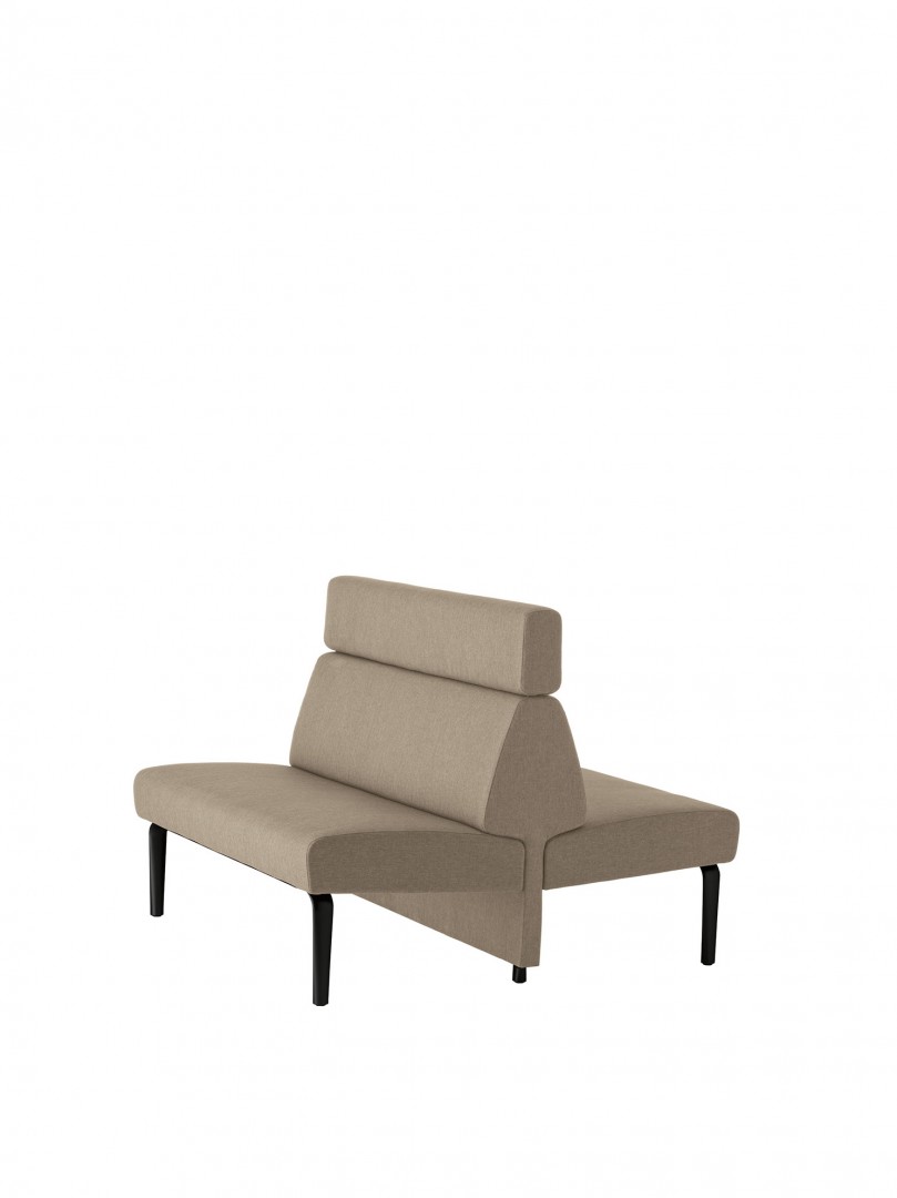 Ambit 1067 Модульная система сидений. Сиденье и спинка с обивкой. Ступни из литого алюминия. Линейный модуль L 120 см, спинка H 98 см. Двусторонняя версия. Et al. Ambit