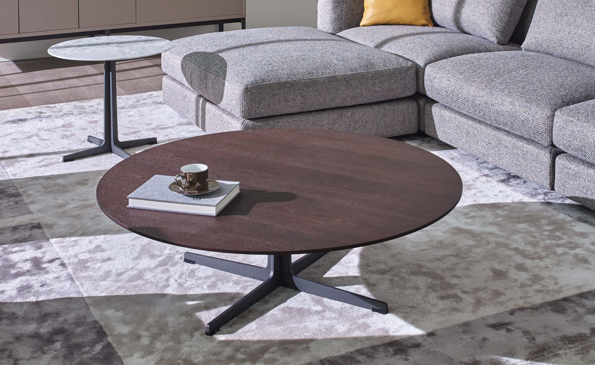 Журнальный столик из каррарского мрамора CAMERICH VARY ARCH-00005564 - Вид №1