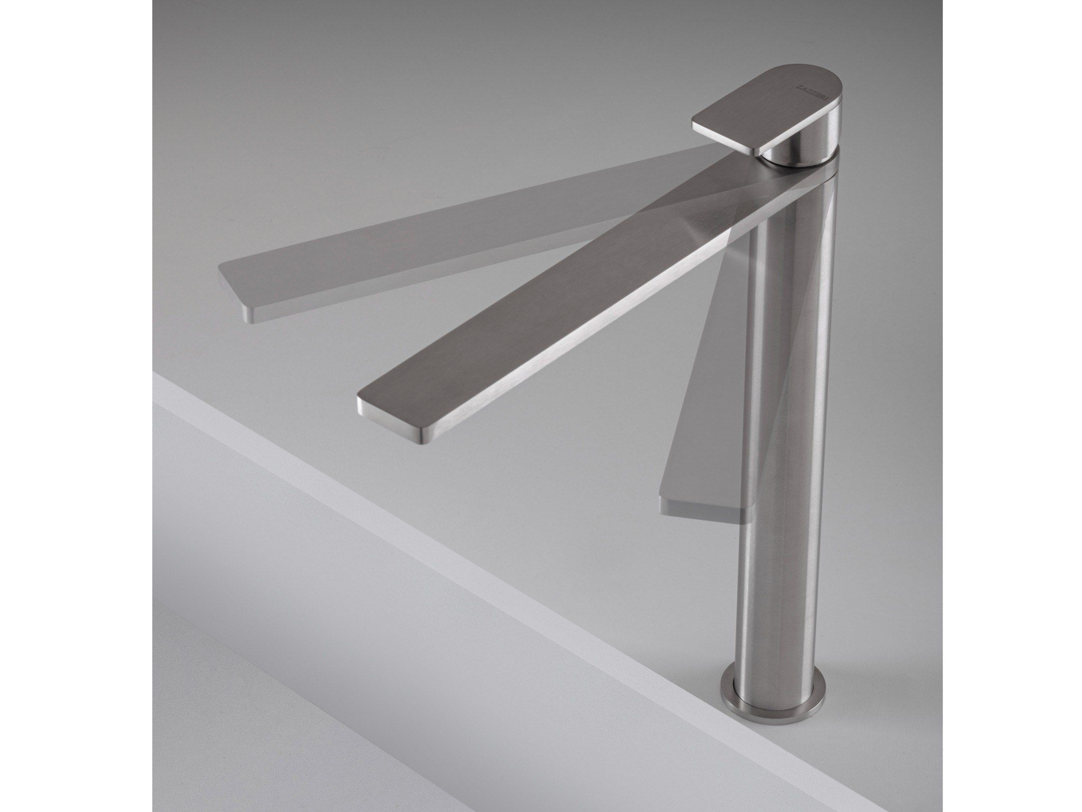 Смеситель для кухни с поворотным изливом Zazzeri Q316 ARCH-00125665