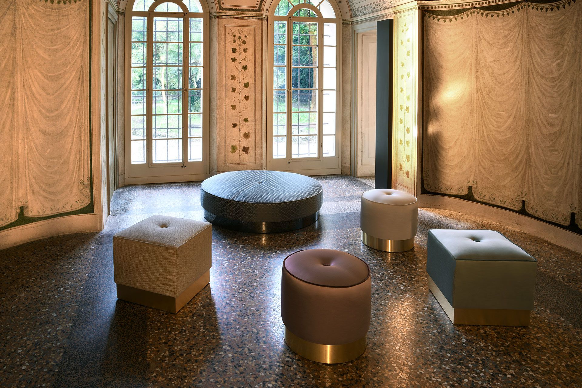 Круглый пуф из ткани Domingo Salotti Eos ARCH-00117334 - Вид №2