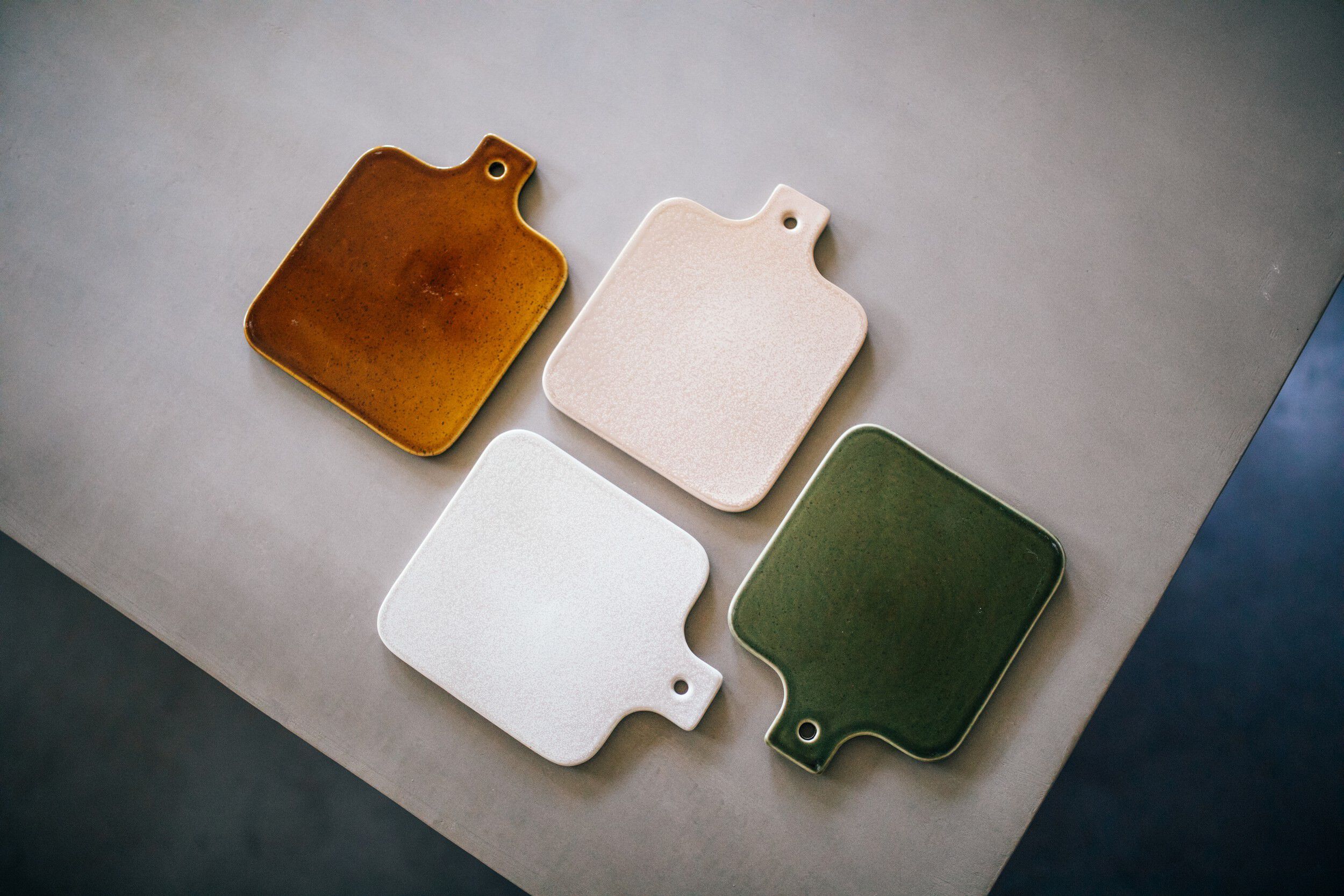 Квадратная разделочная доска из керамогранита с ручкой POMAX Спиро ARCH-00030207 - Вид №5