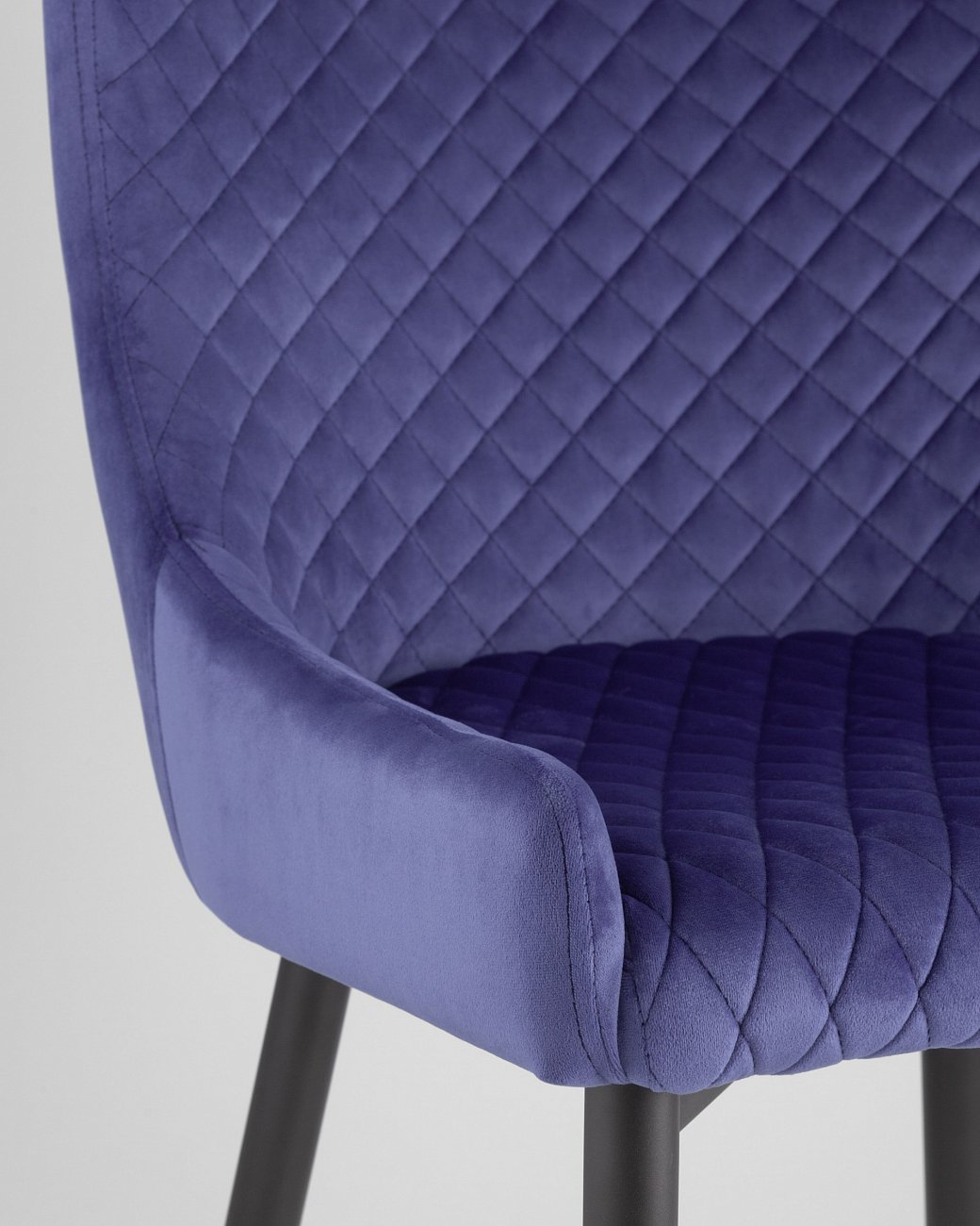 Стул мягкий со спинкой королевский синий с черными металлическими ножками "Ститч" STOOL GROUP ДИЗАЙНЕРСКИЕ 00-3881930 Синий  - Вид №5