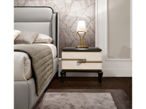 Тумбочка с ящиками