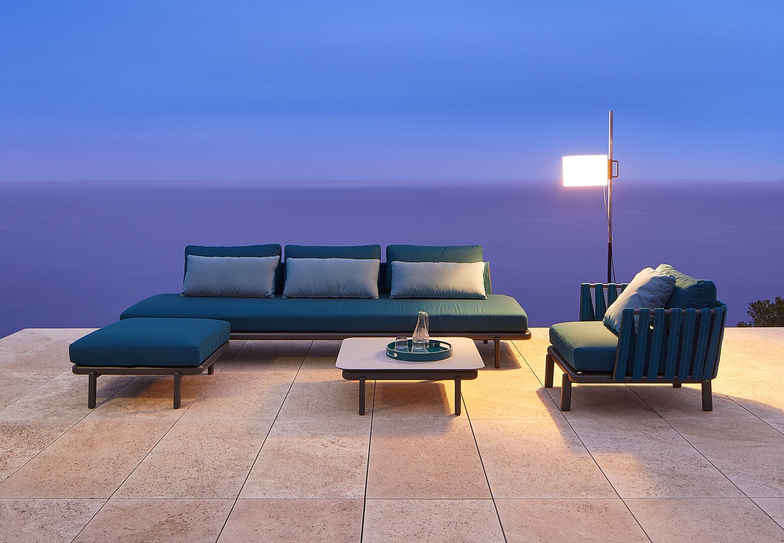 Низкий квадратный журнальный столик Resol Anthea ARCH-00076497 - Вид №3