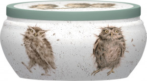 10615173 Royal Worcester Свеча в жестяной банке Royal Worcester "Забавная фауна","Сова" 9см Воск