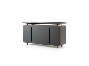 Шкаф из эвкалипта с распашными дверями