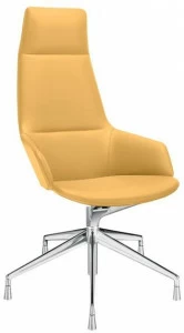 arper Поворотное кресло руководителя из кожи с 5 спицами и высокой спинкой Aston