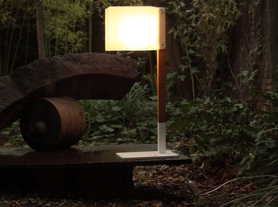 005131 Настольная лампа T Luz Difusion Lighthouse Santreyd