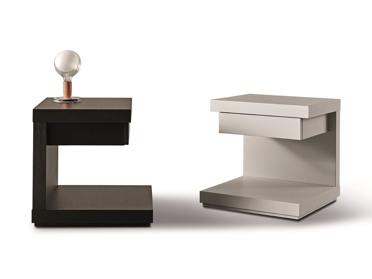 Деревянная тумбочка с ящиками Meridiani ARCH-00076842