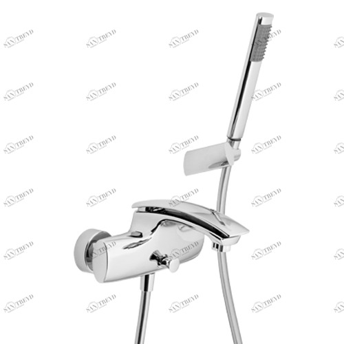 7008 Смеситель для ванны однорычажный EFFEPI RUBINETTERIE Flo 