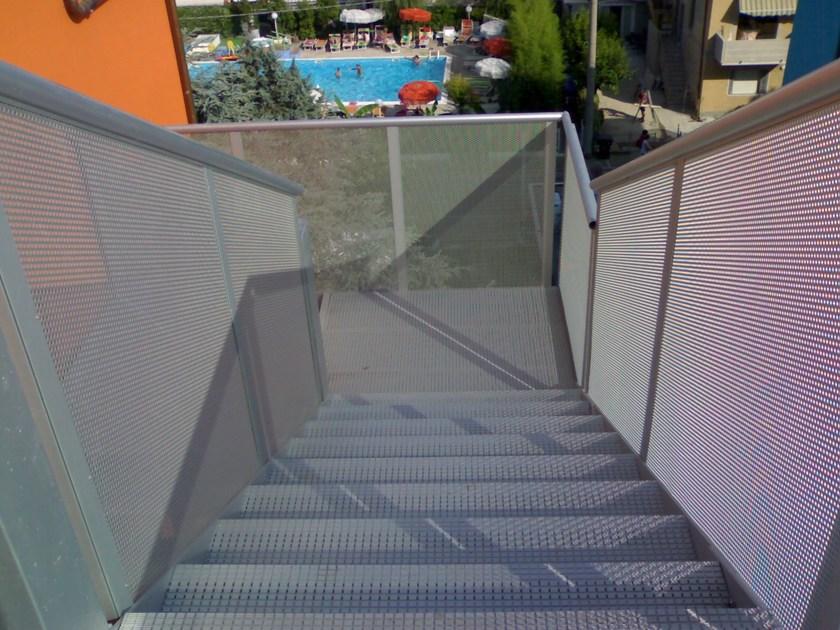 ALUSCALAE Пожарная лестница из алюминия с центральной структурой sun-id-1384798 - Вид №3