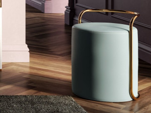 Круглый пуф из ткани или кожи