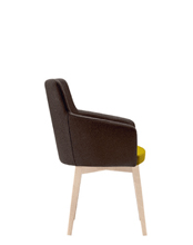 Marka 570 Кресло с каркасом из древесины бука, 4 ножки. Сиденье и спинка мягкие. Et al. Marka