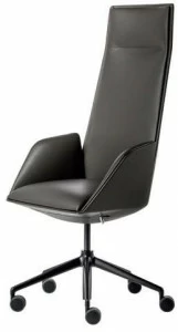 Poltrona Frau Кресло руководителя в коже с 5 спицами на колесах L'ufficio - poltrone ufficio
