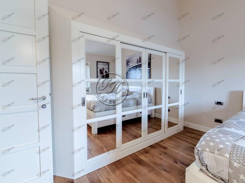 GH LAZZERINI Встроенный шкаф из массива дерева с раздвижными дверцами sun-id-1353512