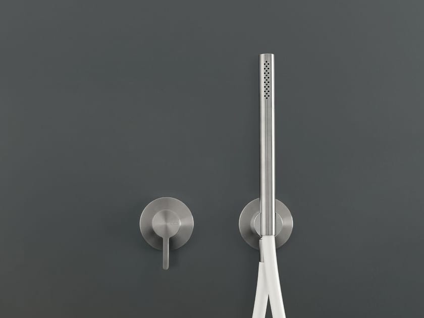 Настенный смеситель для ванны / душа с ручным душем CEADESIGN INNOVO ARCH-00022882