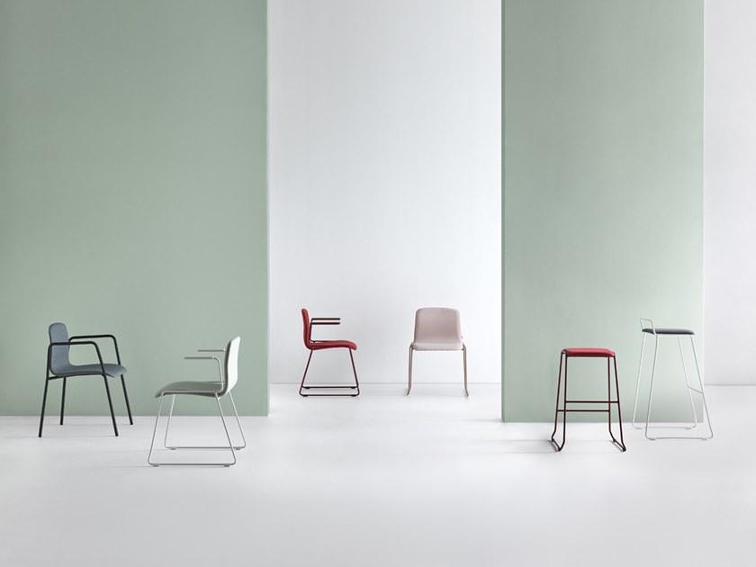 Mobboli Высокий табурет из саночной ткани со спинкой Hug 12 ta c/r - Вид №2