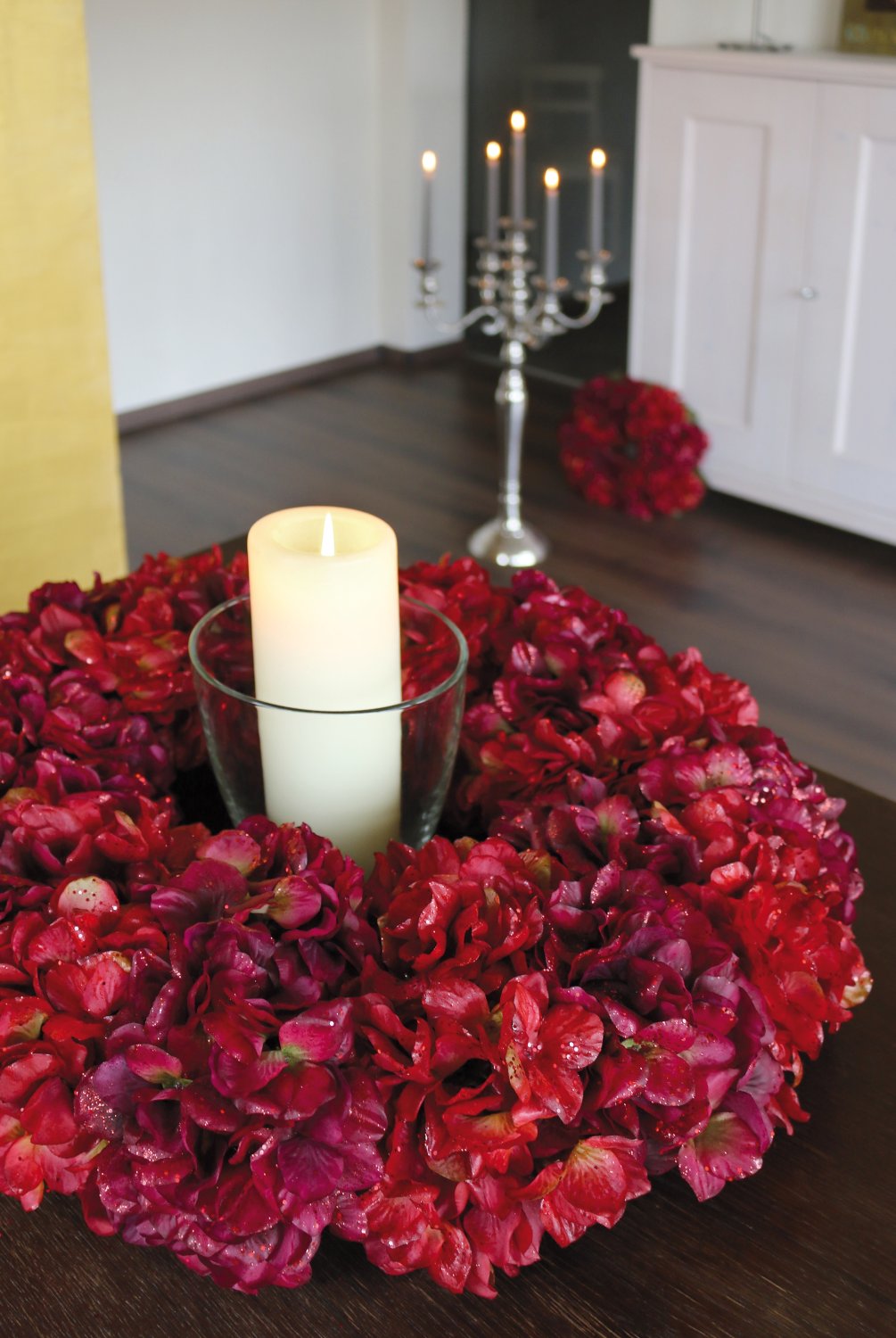 2010 432 a3 Искусственный венок из гортензии с глиттером, Ø 55 см, бордово-золотой H-andreas  - Вид №5