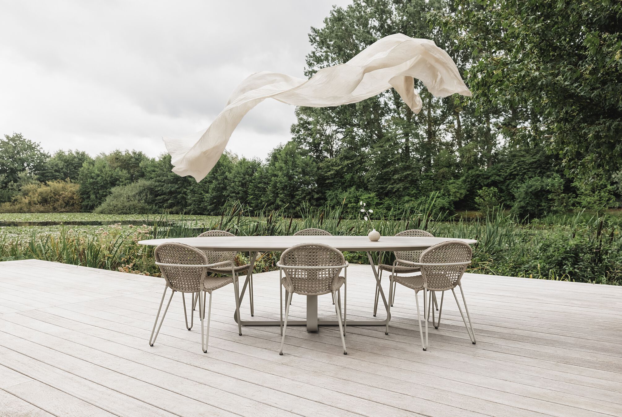 Овальный стол в Ксерамике Joli ARCH-00145560 - Вид №1