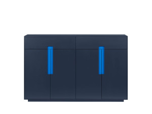 Шкаф с распашными дверцами